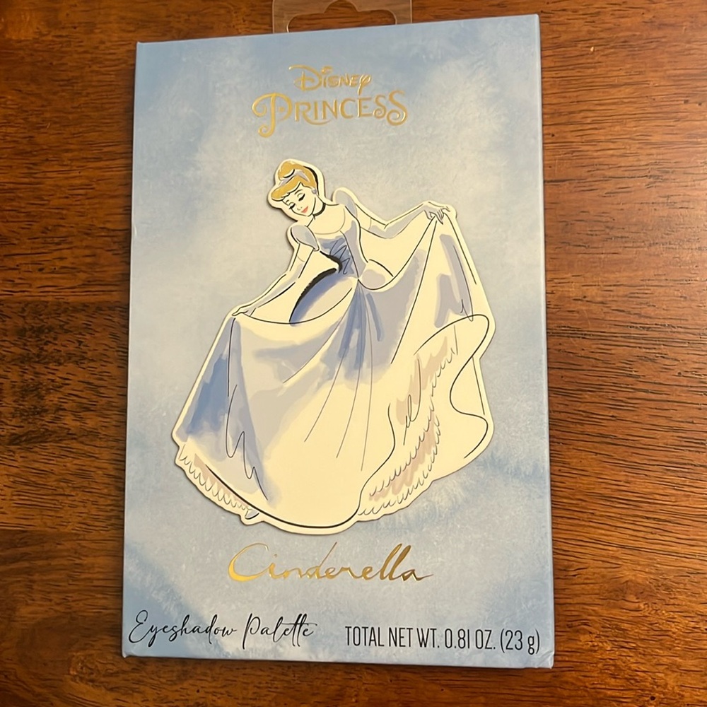 New Disney Princess Cinderella Eyeshadow Palette